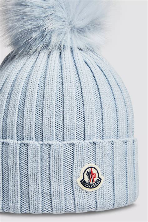 prada mütze mit bommel